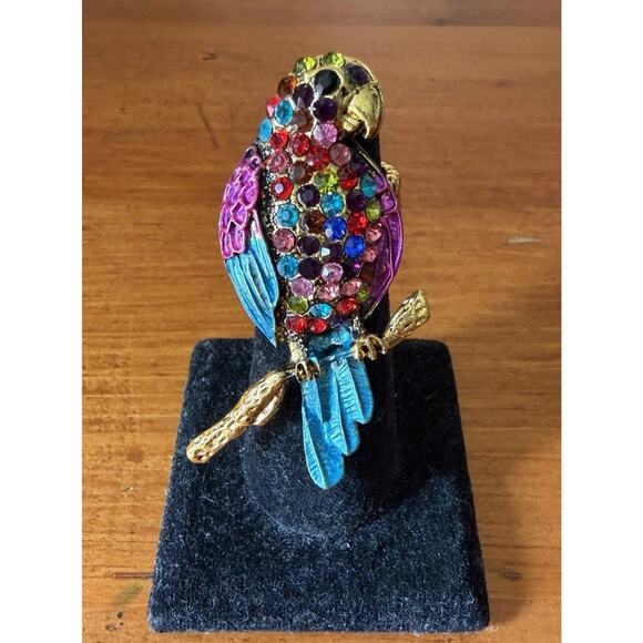 Colorful Parrot Stretch Ring Gold Tone Enamel Rhinestone Macaw Bird Size 7-8 - Picture 3 of 13